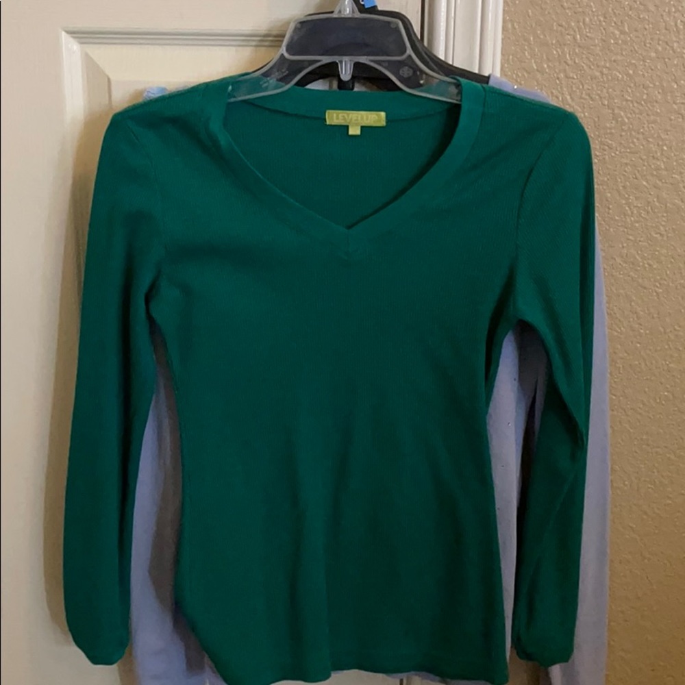 tight fit shirt
